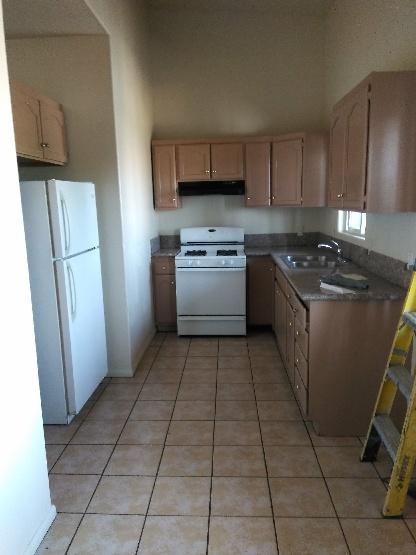 Los Angeles Apartment: 5869 S Figueroa St