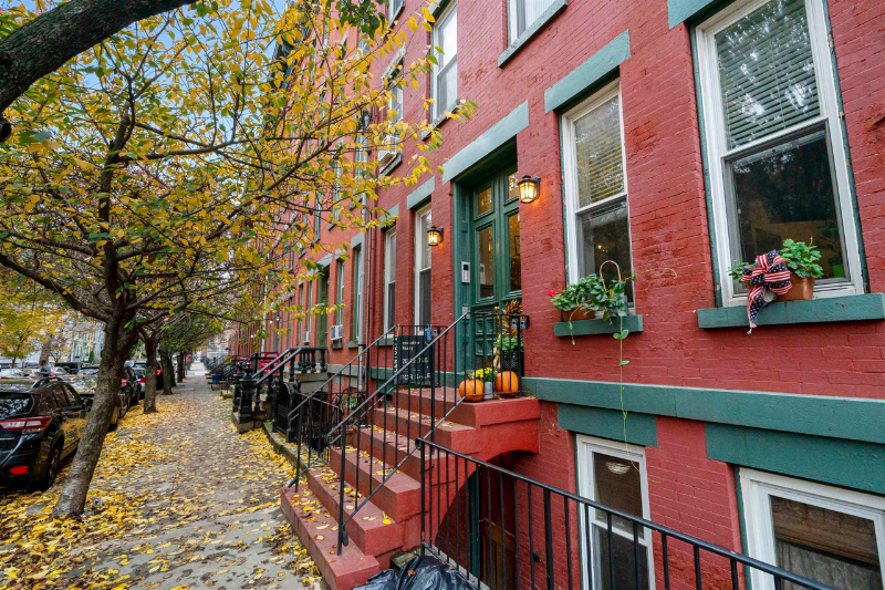 JERSEY CITY Condo: 237 3RD St Unit 1L