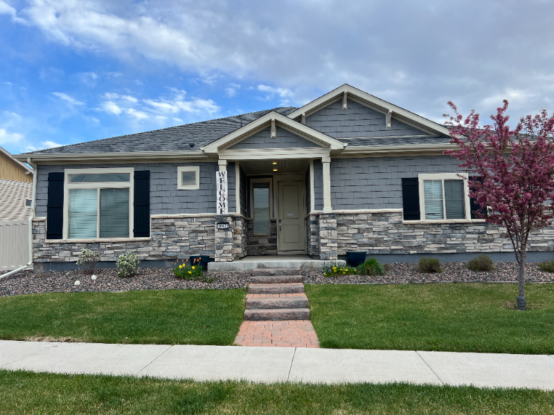 Denver House: 20422 E 52nd Ave