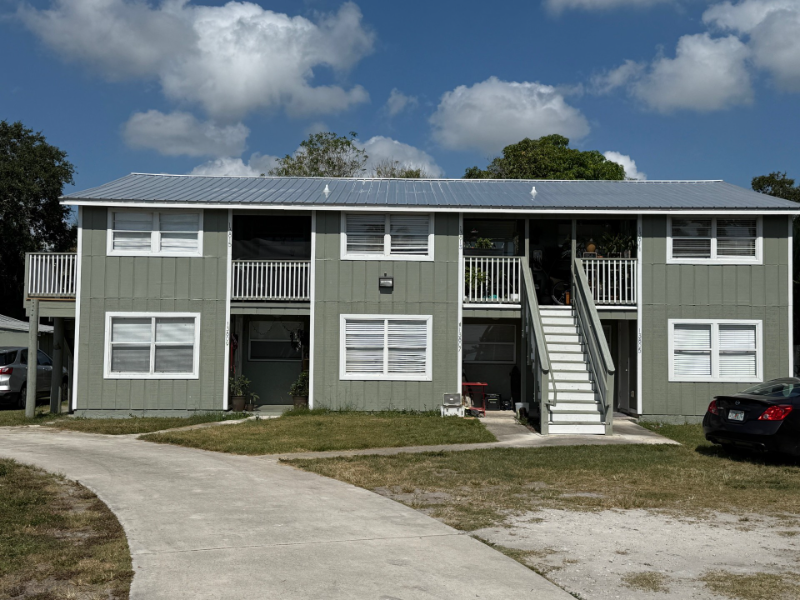 Jensen Beach Apartment: 13811 S INDIAN RIVER DR