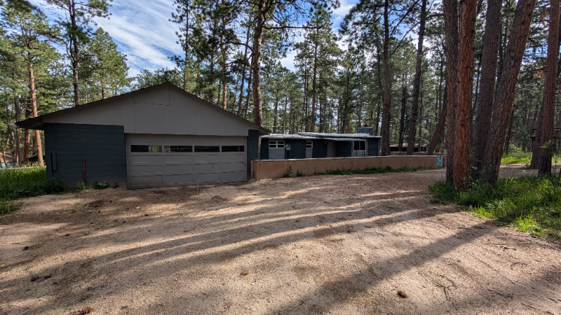 Colorado Springs House: 6530 Burrows Rd