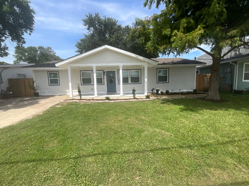 Metairie Other: 1216 Hymelia Ave