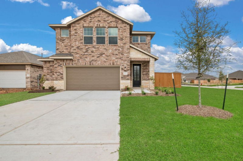 La Marque House: 13410 Lunan Drive