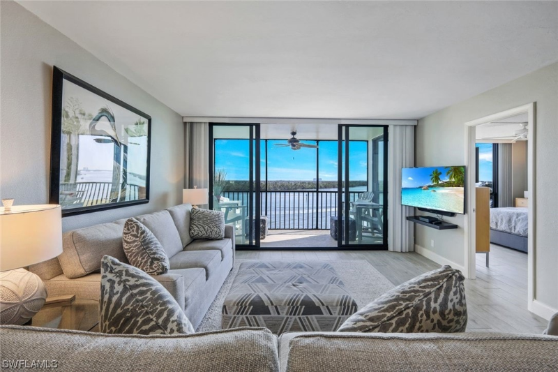 Fort Myers Beach Condo: 4253 Bay Beach Ln