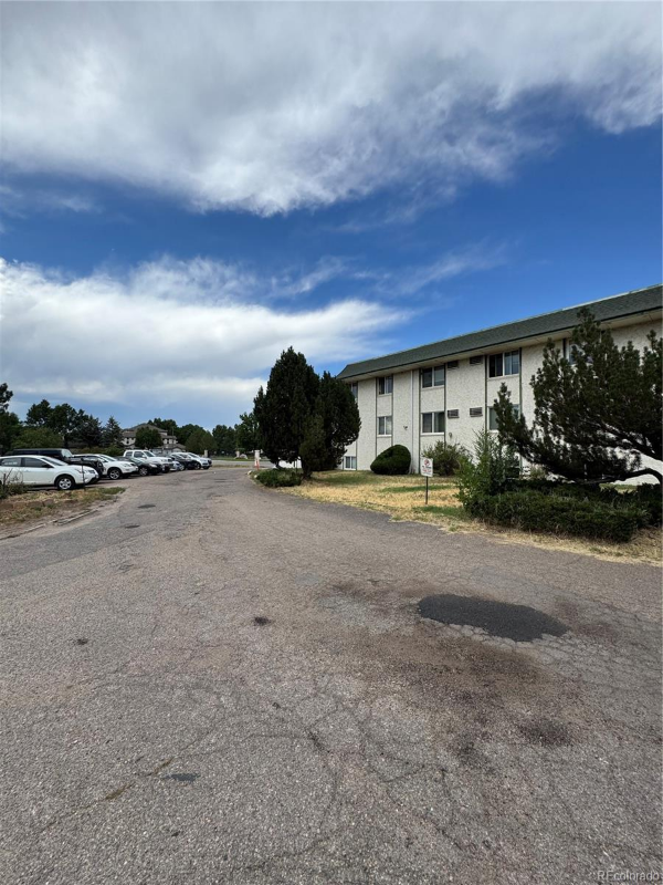 Denver Condo: 8822 E Florida Ave #208