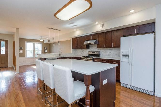 Chesterbrook Townhome: 25 Sturbridge Lane