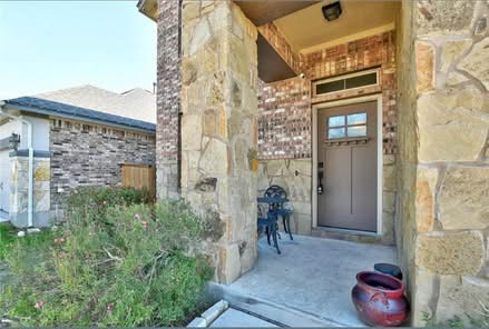 Buda House: 169 Oyster Crk Dr