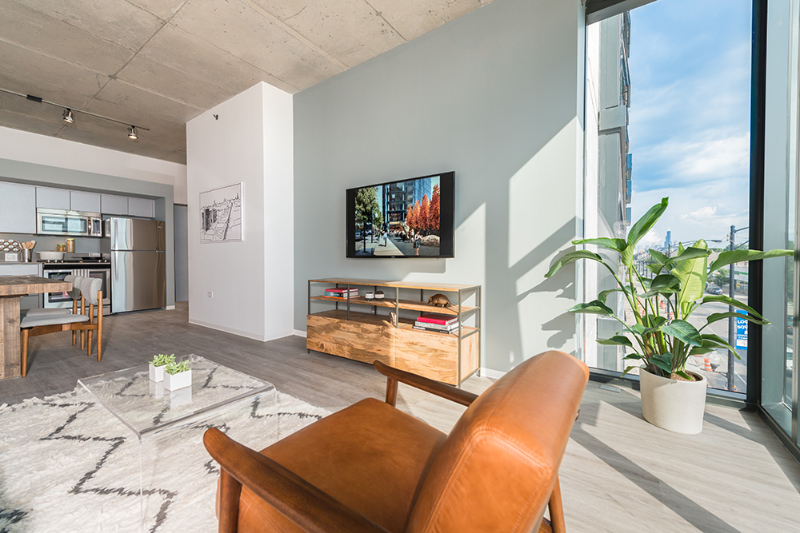 Chicago Condo: 2295 N Milwaukee