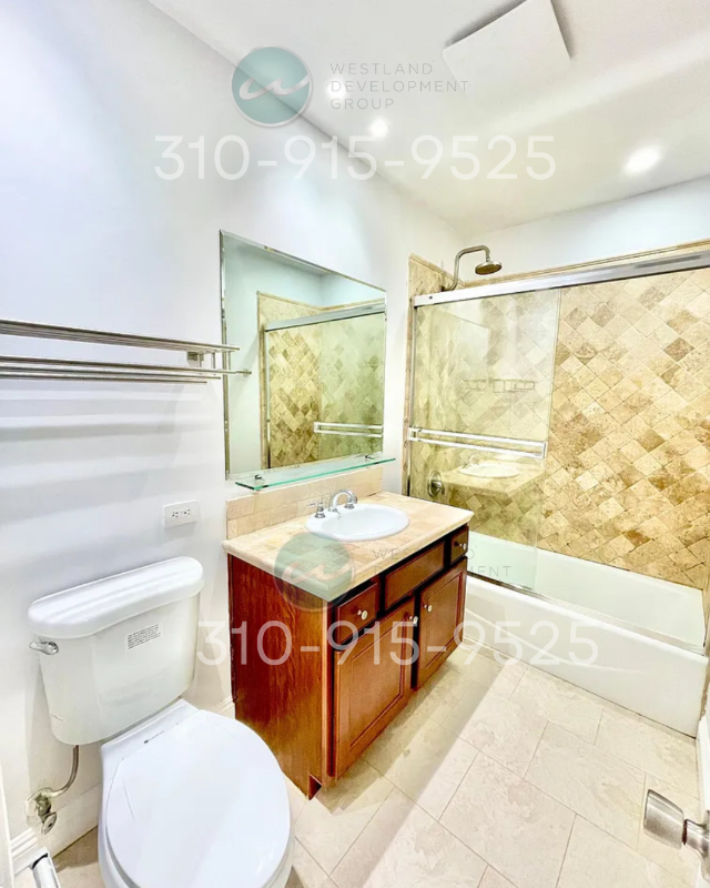 Los Angeles Apartment: 1619 Brockton Ave,