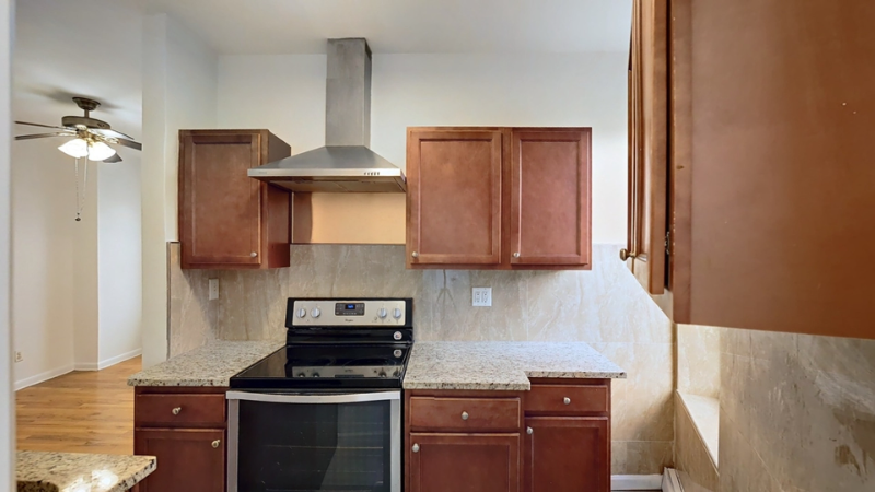 brooklyn Apartment: 396 Prospect Pl