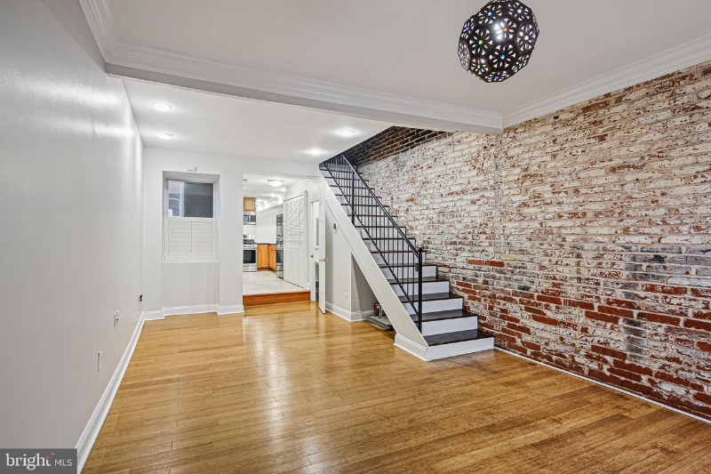 Baltimore Townhome: 231 South Regester Street