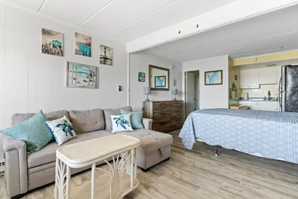 Ocean City Apartment: 3010 Philadelphia Ave