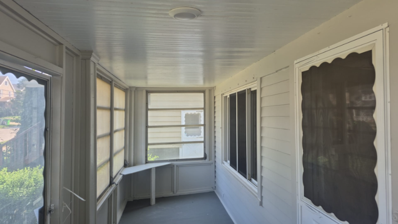 Garfield Heights House: 4745 Blythin Rd