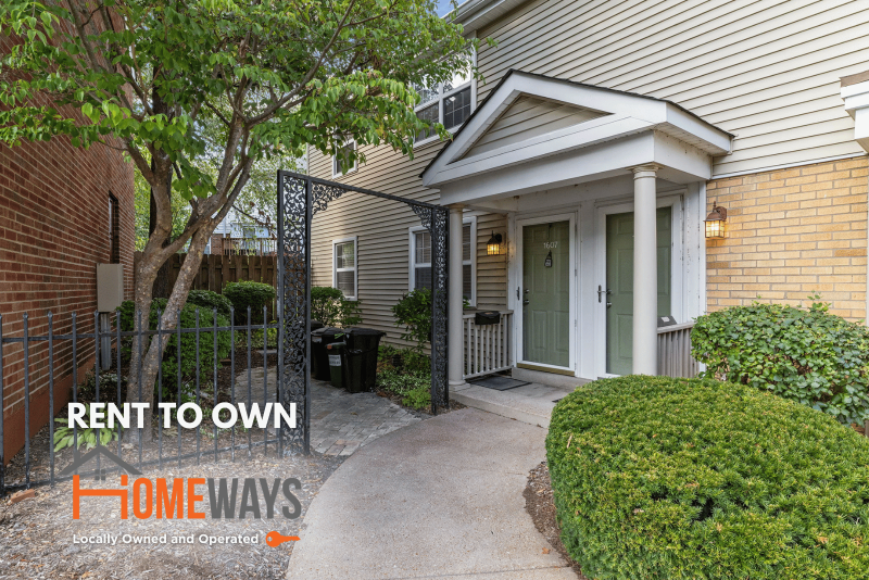 Brentwood House: 1607 Redbird Cove