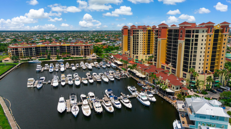 Cape Coral Condo: 5706 Cape Harbour Dr