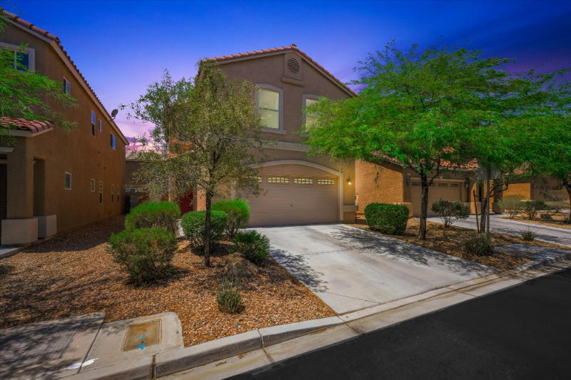 Las Vegas House: 10389 Calypso Cave St