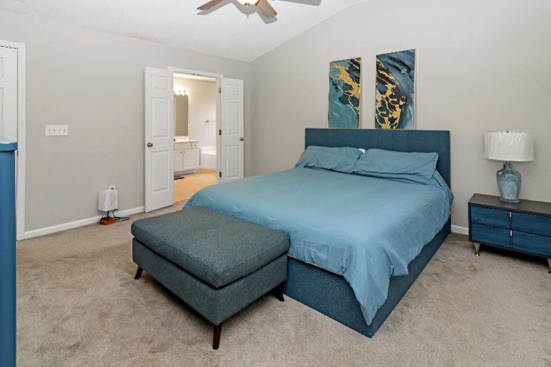 Cumming House: 4030 Ridgefair Dr,