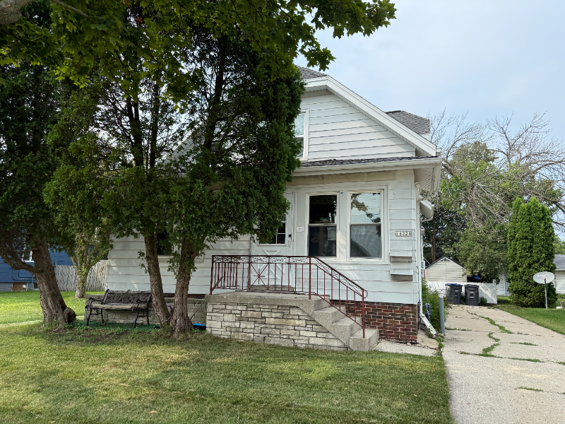 Sheboygan Multiplex: 1822 Superior Ave