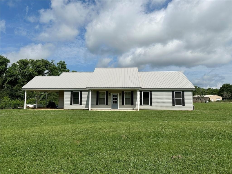 Franklinton House: 24473 Timbercrest Dr