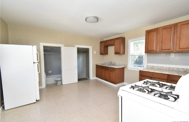 Buffalo Multiplex: 5 Clifford St