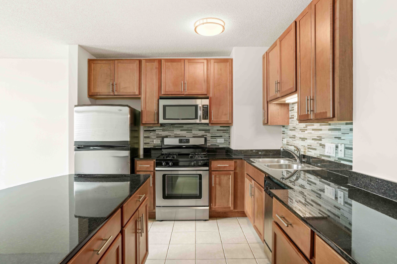 chicago Condo: 544 west kinzie