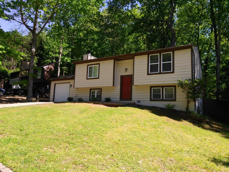Stone Mountain House: 5249 Martins Crossing Rd.
