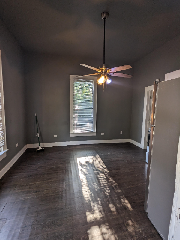 Denison Townhome: 225 W Monterey st