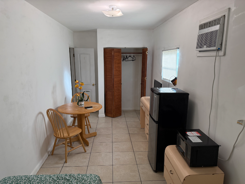 North Miami House: 2005 NE 124 St