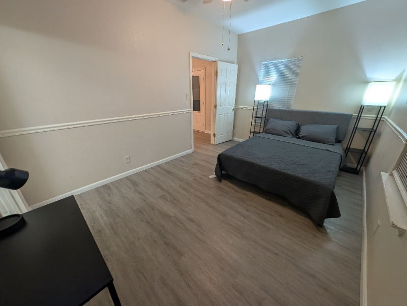 San Antonio Townhome: 1335 Jewett St