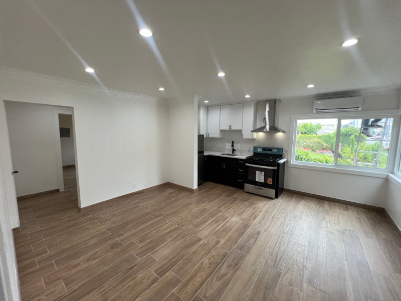 Los Angeles Apartment: 234 Normandie