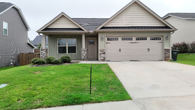 Greer House: 715 Corley Way