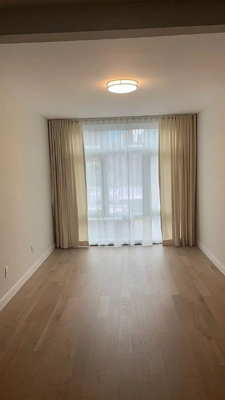 Long Island Condo: 28-09 39th Ave
