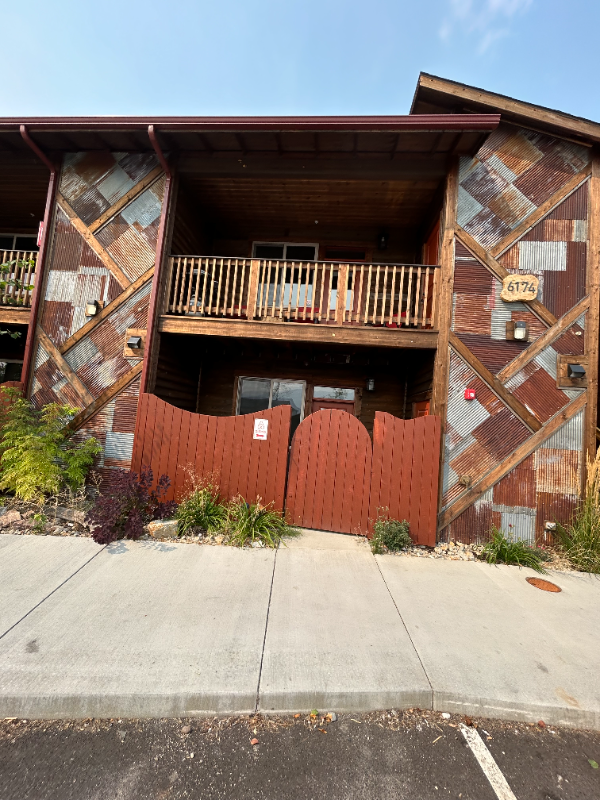 Lolo Apartment: 6174 Lay About Lane