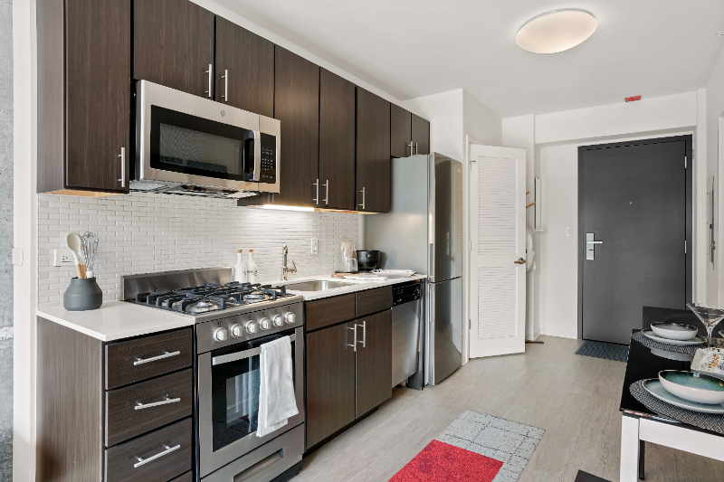 Chicago Condo: 158 West Superior Street
