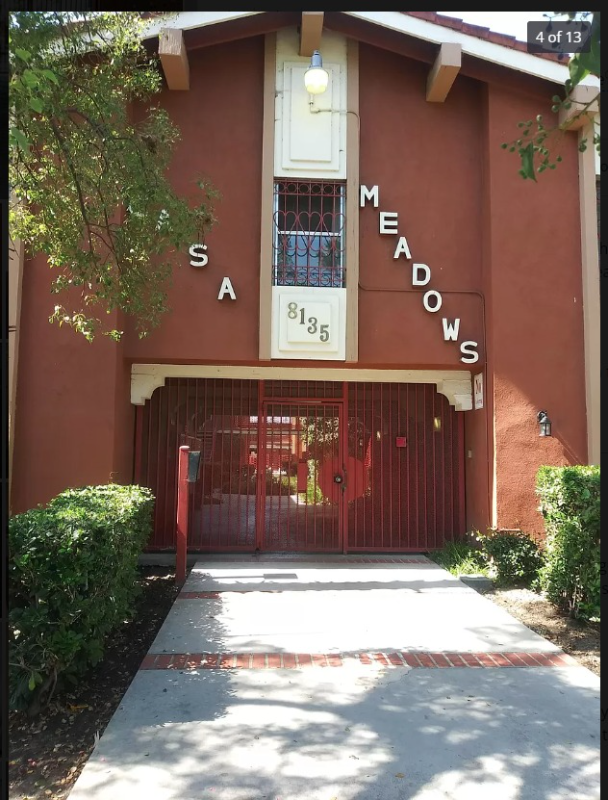 Van Nuys Apartment: 8135 LANGDON AVE.