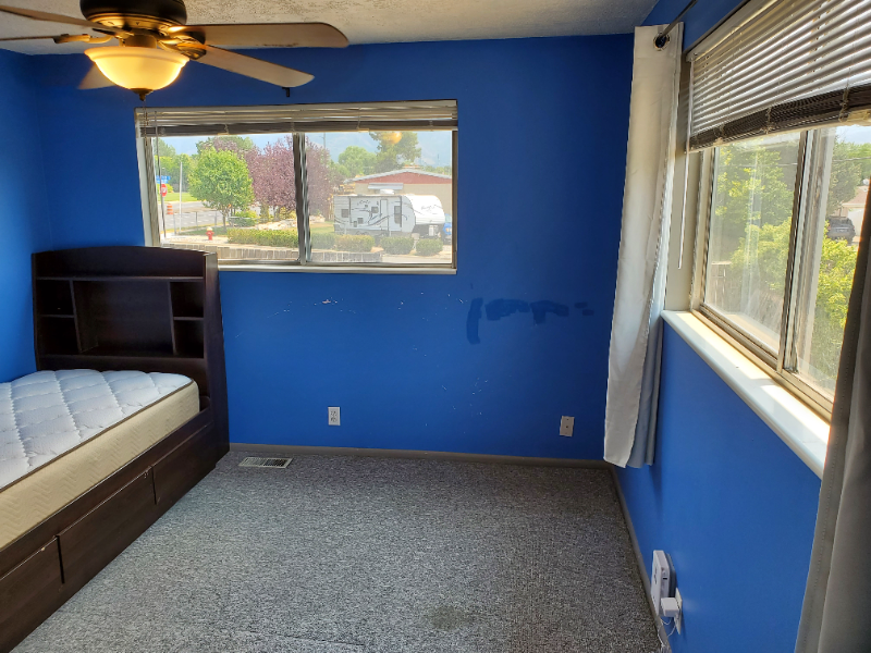 Layton House: 89 W Gordon Ave