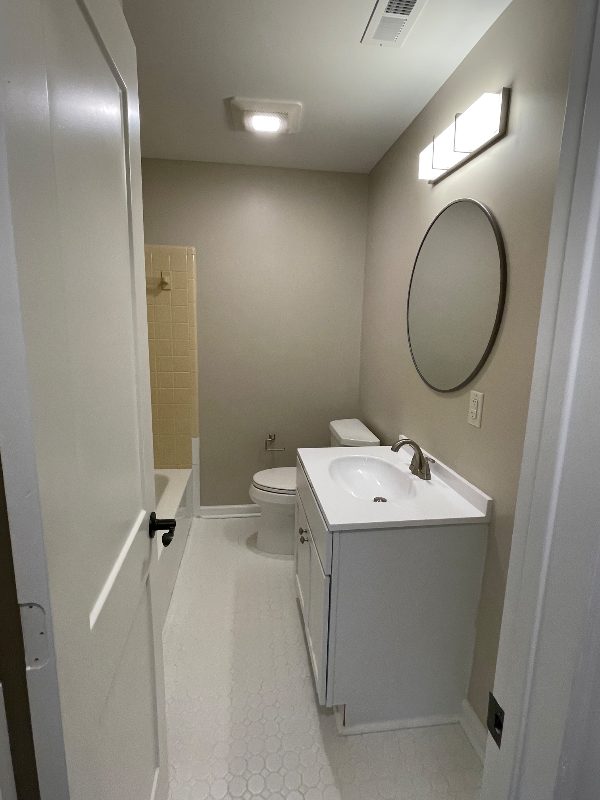 Goldsboro Multiplex: 1902 North John Court