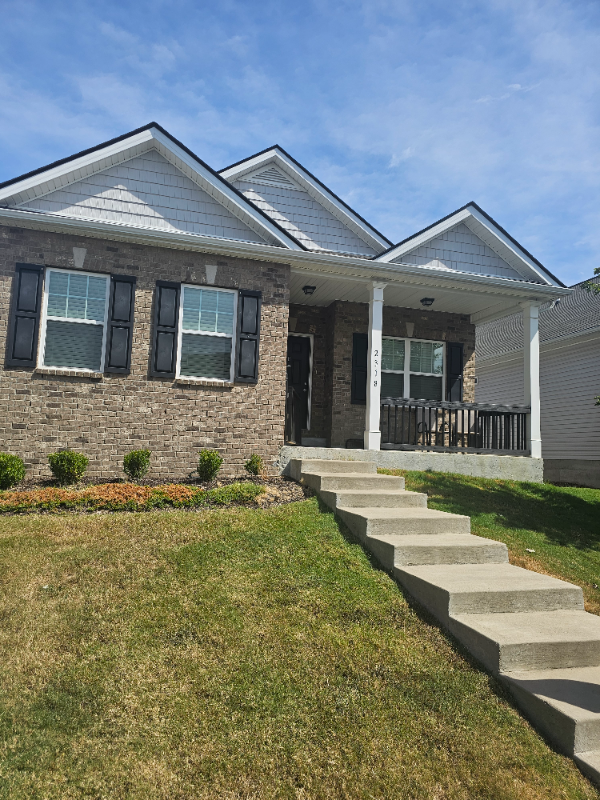 Nashville House: 2318 Countess Aly