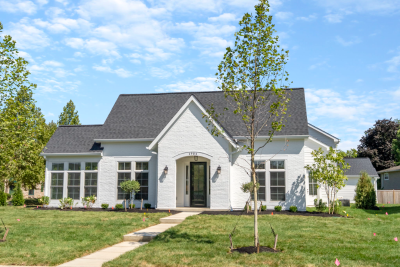 Columbus House: 1984 Ridgeview Drive