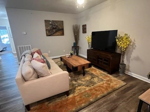 chesapeake Apartment: 3500 clover road