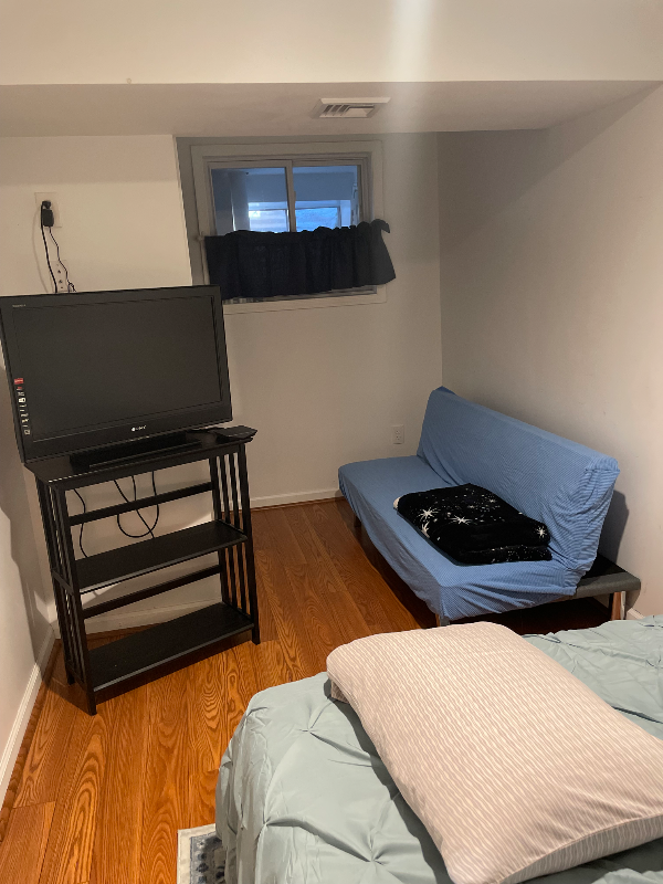 Rockville House: 46 Valley Forge Dr.