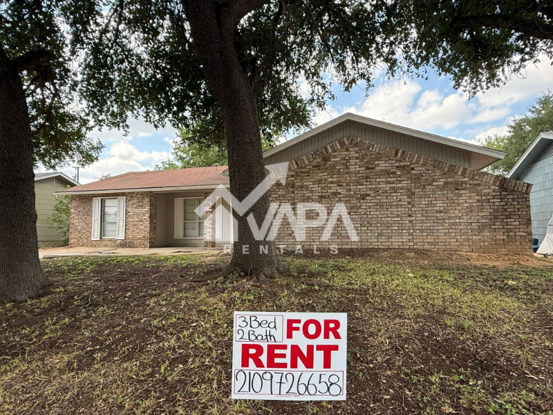 San Antonio House: 7215 Hickory Grove Dr