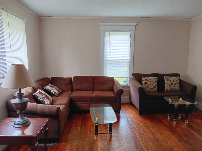 Cortland House: 18 Harrington Ave