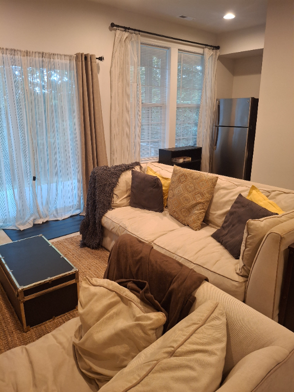 Frederick Townhome: 307 Spring Bank Way