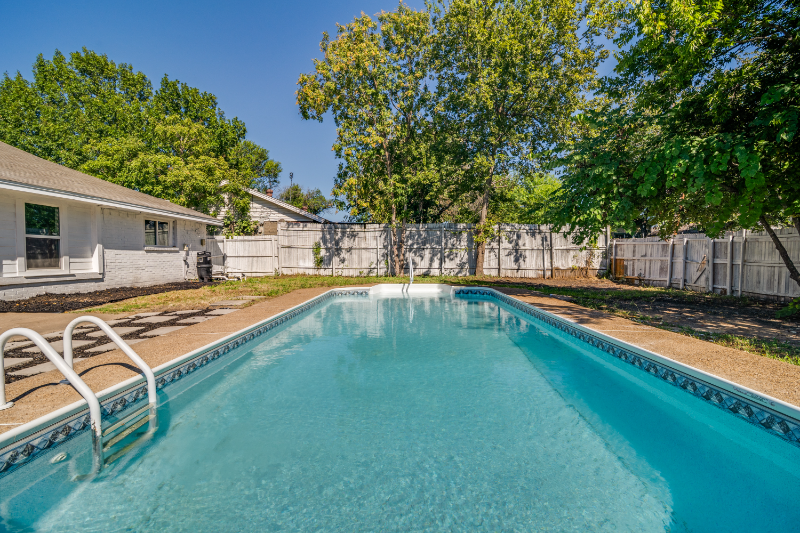 Mesquite House: 1622 Hillwood Dr