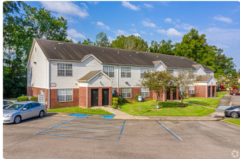 Baton Rouge Apartment: 2121 Lobdell Blvd