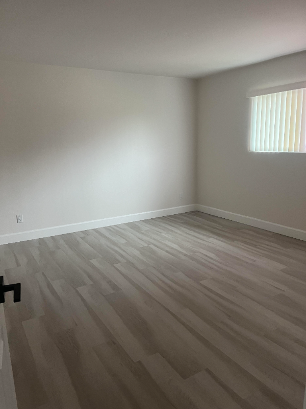 San Diego Apartment: 2330 Grove Ave