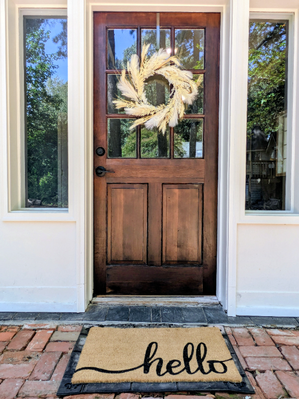 Clarkston House: 945 Rogers St.