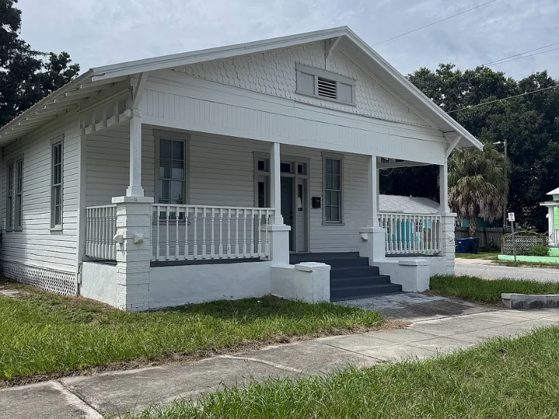 Tampa House: 2708 N 19th St