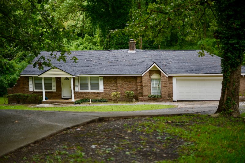 Atlanta House: 1849 Kimberly Rd SW